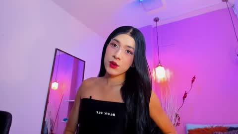 Snapshot of kristall_swan chatting on 09-27-25, 03:11 Kristall online show from 09-27-25, 03:11