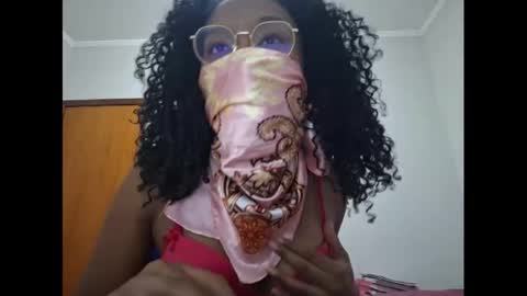 Snapshot of kristallvfs chatting on 01-16-25, 11:37 kristallvfs online show from 01-16-25, 11:37