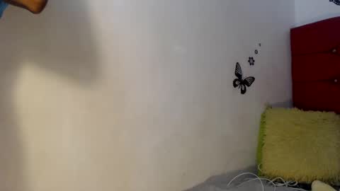 Snapshot of kristaltsxxx chatting on 01-04-25, 12:59 kristal online show from 01-04-25, 12:59