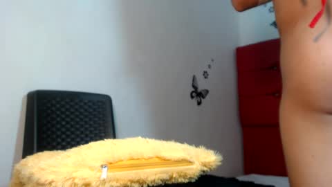 Snapshot of kristaltsxxx chatting on 02-23-25, 07:07 kristal online show from 02-23-25, 07:07