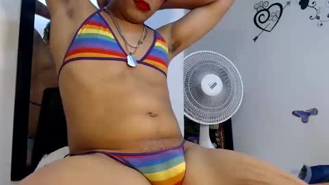 Snapshot of kristaltsxxx chatting on 02-24-25, 03:53 kristal online show from 02-24-25, 03:53