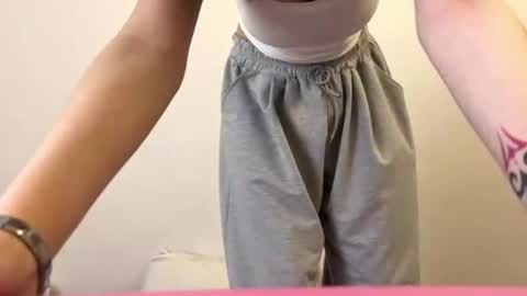 Snapshot of kristelbrigantino chatting on 04-15-26, 07:58 Kristen online show from 04-15-26, 07:58