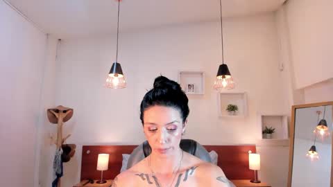 Snapshot of kristen_garner chatting on 12-14-24, 12:01 Sophia online show from 12-14-24, 12:01
