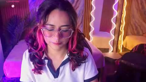 kristen_tay online show from 06-10-26, 02:56