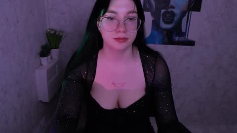 Snapshot of kristenx_x chatting on 02-23-26, 11:18 Kristen online show from 02-23-26, 11:18