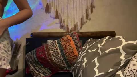 Kristi online show from 09-23-25, 03:53