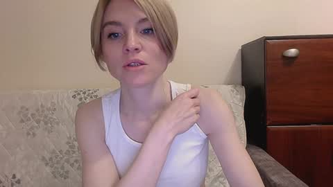 Snapshot of kristina_vagner chatting on 02-08-25, 01:33 kristina_vagner online show from 02-08-25, 01:33