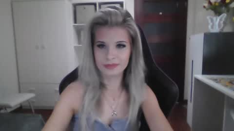 KristineAmore online show from 10-06-25, 07:06