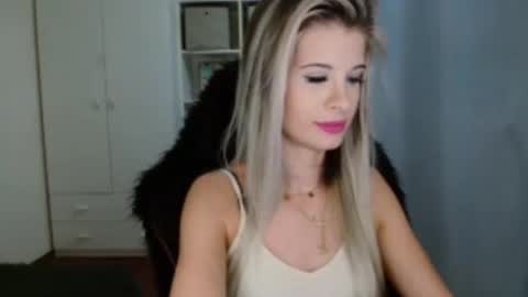 KristineAmore online show from 11-05-25, 07:36