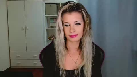 KristineAmore online show from 12-15-25, 07:29