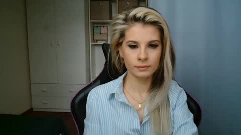 KristineAmore online show from 05-13-26, 06:22