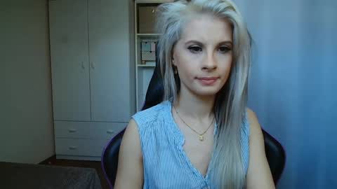KristineAmore online show from 05-22-26, 06:31