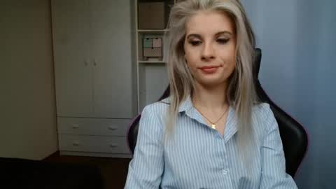 KristineAmore online show from 05-27-26, 06:21