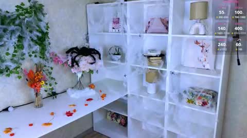 Sofia online show from 10-19-25, 01:28