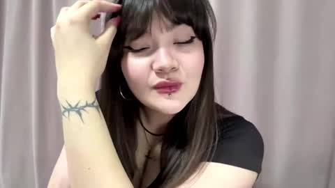 Snapshot of kristinevelastegui chatting on 03-15-26, 04:35 Alisha online show from 03-15-26, 04:35