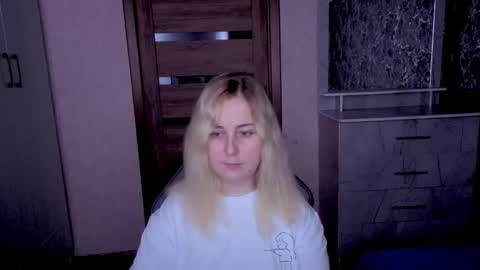 Kristy online show from 05-30-26, 07:11