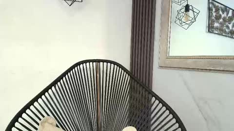 Snapshot of kristyl_paez chatting on 03-05-25, 10:21 Cristina online show from 03-05-25, 10:21