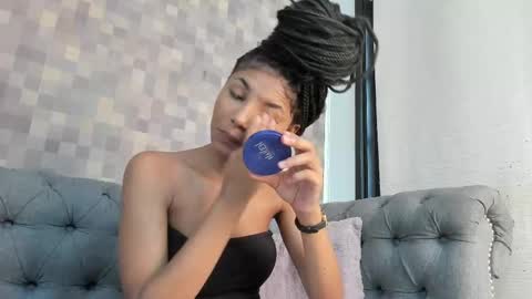 Snapshot of kristyl_paez chatting on 09-15-25, 07:25 Cristina online show from 09-15-25, 07:25