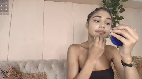 Snapshot of kristyl_paez chatting on 09-20-25, 08:21 Cristina online show from 09-20-25, 08:21