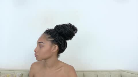 Snapshot of kristyl_paez chatting on 02-04-26, 07:09 Cristina online show from 02-04-26, 07:09