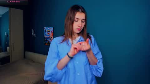 Snapshot of kristynhoughland chatting on 11-17-25, 04:46 Misty online show from 11-17-25, 04:46