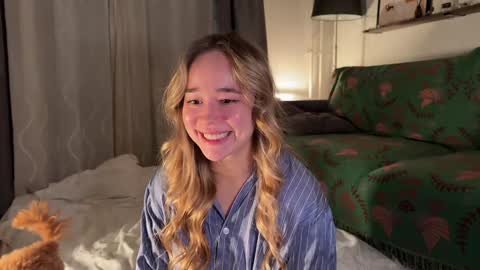 Snapshot of kristyspiritedaway chatting on 01-10-25, 08:04 Kristy Nip slip shady Best model on CB online show from 01-10-25, 08:04