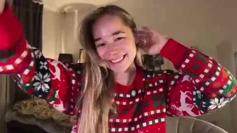 Snapshot of kristyspiritedaway chatting on 03-12-25, 09:56 Kristy Nip slip shady Best model on CB online show from 03-12-25, 09:56