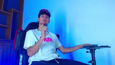 justym online show from 12-09-24, 01:45