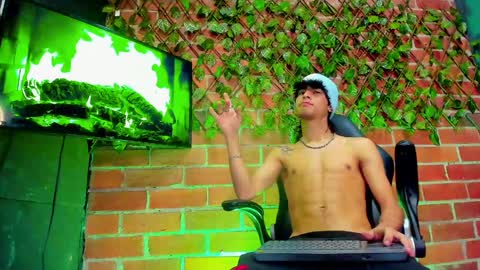 justym online show from 02-03-25, 04:10