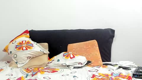 Zoe  Andrew online show from 12-12-24, 05:20