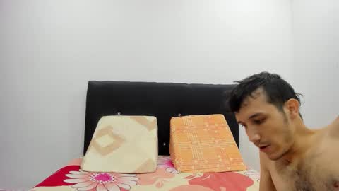 Zoe  Andrew online show from 10-14-25, 12:55