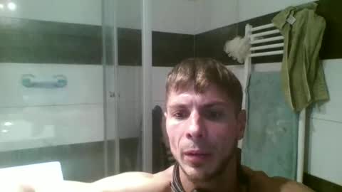 Snapshot of kronoss23 chatting on 10-22-25, 03:45 kronoss23 online show from 10-22-25, 03:45