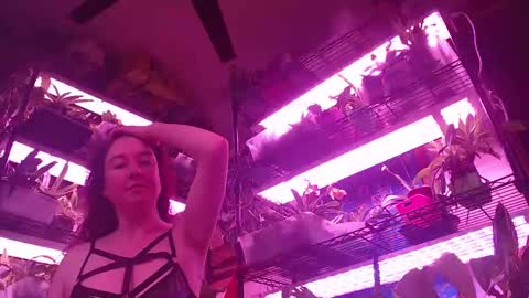 Snapshot of krookedorchid chatting on 10-19-25, 11:44 krookedorchid online show from 10-19-25, 11:44