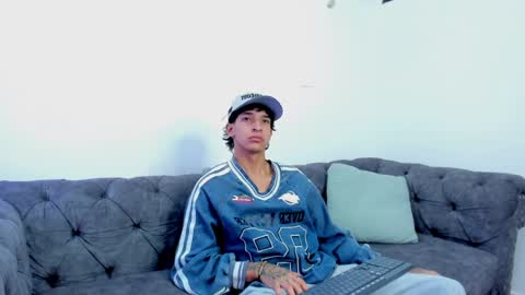 Kroy Wave  Muscle Tattoos Latino online show from 05-27-26, 03:58