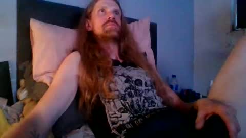 Snapshot of krullz123 chatting on 06-30-26, 11:39 Krullz online show from 06-30-26, 11:39