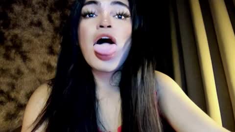 Snapshot of krystal_angel chatting on 02-20-25, 04:18 krystal_angel online show from 02-20-25, 04:18