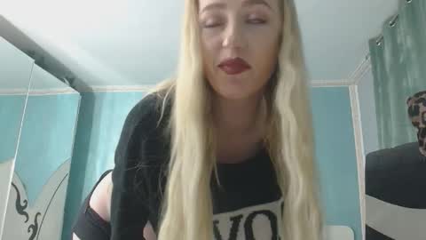 krystal desire online show from 01-12-26, 07:30