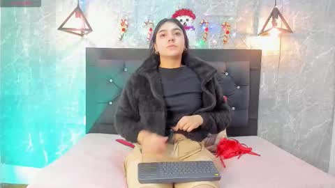 Kystal Taylor online show from 12-04-25, 10:46