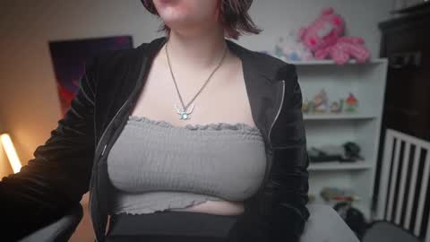 Krystal Syx online show from 03-06-25, 05:11