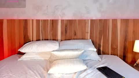 Krystal online show from 03-17-26, 04:28