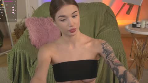 Ksesha online show from 01-19-25, 02:47