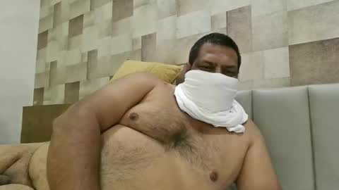 Snapshot of ksmani19471947 chatting on 02-25-26, 11:58 Indianhere online show from 02-25-26, 11:58