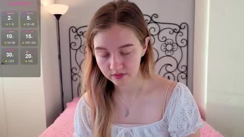 Snapshot of ksuhesa chatting on 10-25-25, 02:30 ksuhesa online show from 10-25-25, 02:30