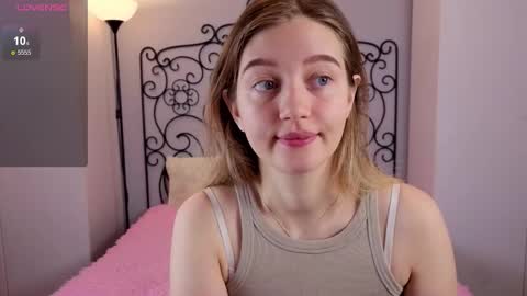 Snapshot of ksuhesa chatting on 11-08-25, 02:12 ksuhesa online show from 11-08-25, 02:12