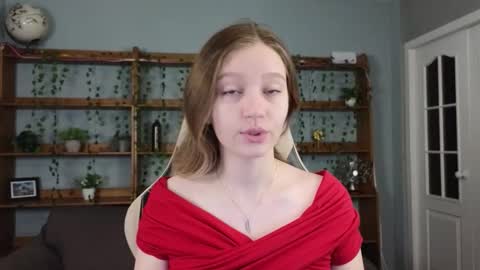 Snapshot of ksuhesa chatting on 12-14-25, 01:11 ksuhesa online show from 12-14-25, 01:11