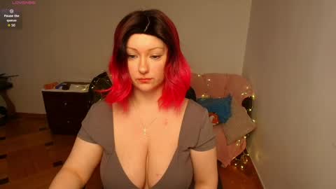 Snapshot of ksushka22 chatting on 05-22-26, 03:57 Ksushka22 online show from 05-22-26, 03:57