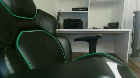 Snapshot of kt12369 chatting on 01-07-25, 06:38 Kevin online show from 01-07-25, 06:38