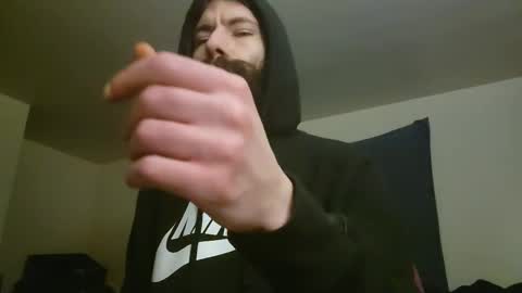 Snapshot of kubish1 chatting on 02-25-25, 06:47 Kubish online show from 02-25-25, 06:47