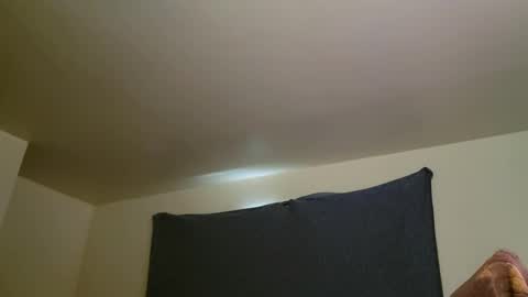 Snapshot of kubish1 chatting on 03-08-25, 02:30 Kubish online show from 03-08-25, 02:30