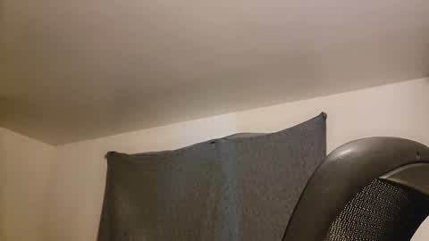 Snapshot of kubish1 chatting on 09-21-25, 04:25 Kubish online show from 09-21-25, 04:25